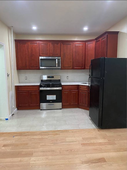 549 Hempstead Turnpike, Elmont, NY 11003