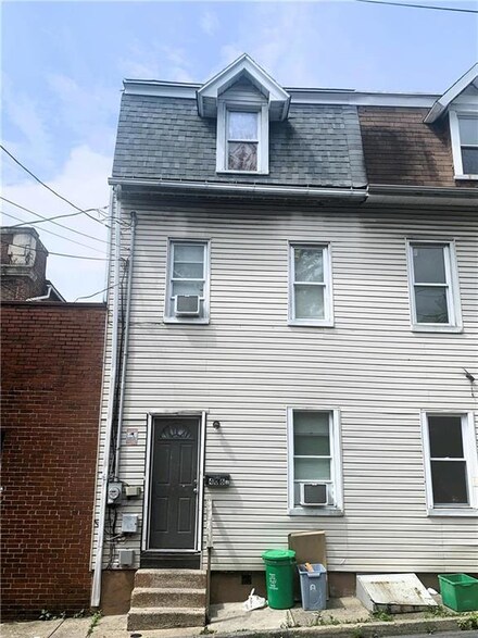 406 Spruce St, Allentown, PA 18102