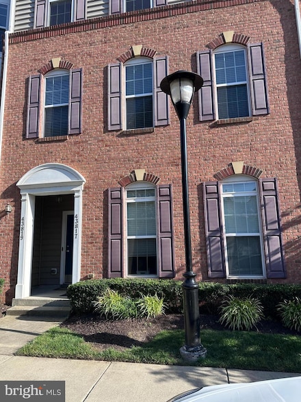 43817 Kingston Station Terrace, Ashburn, VA 20148