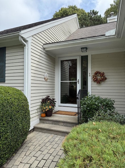 1 Upland Cir, Mashpee, MA 02649