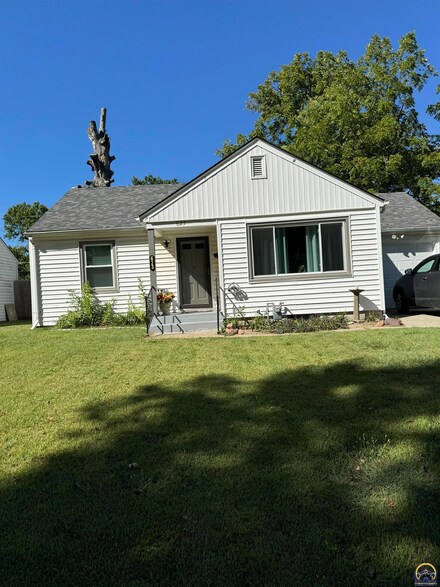 623 SW High Ave, Topeka, KS 66606