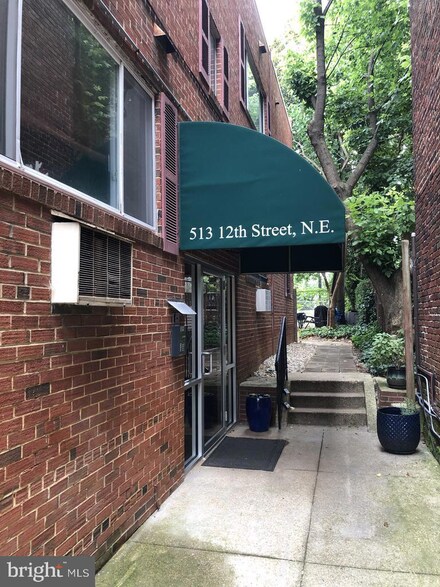 513 12th St NE Unit 9, Washington, DC 20002