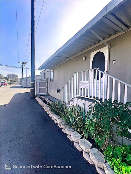 4890 Holly Ave, Long Beach, CA 90805