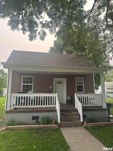 119 S Elm St, Williamsfield, IL 61489