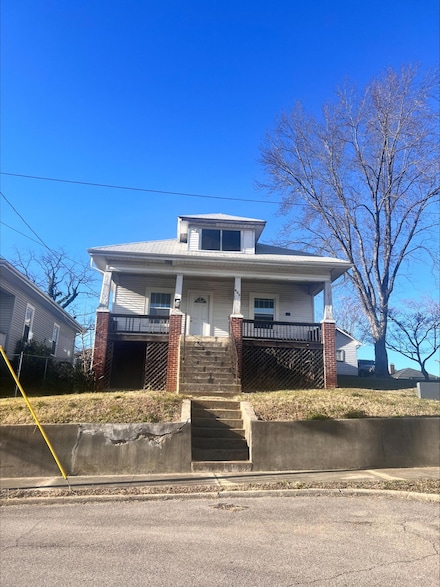 652 Montrose Ave SE, Roanoke, VA 24013