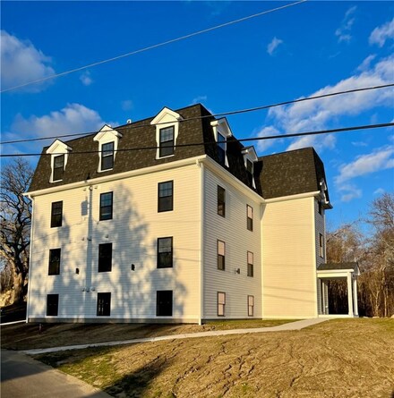 204 Bulgarmarsh Rd Unit 2, Tiverton, RI 02878