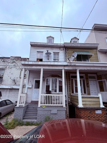 817 E Centre St, Mahanoy City, PA 17948