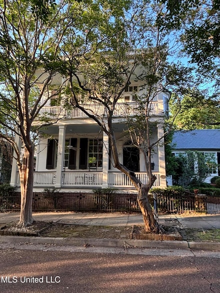 705 Washington St, Natchez, MS 39120