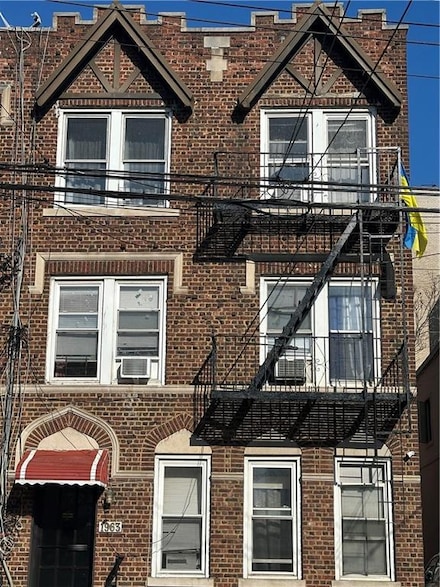 1963 E 17th St, Brooklyn, NY 11229