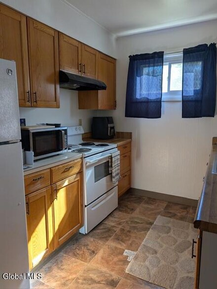 6659 New York 32 Unit A, South Westerlo, NY 12083