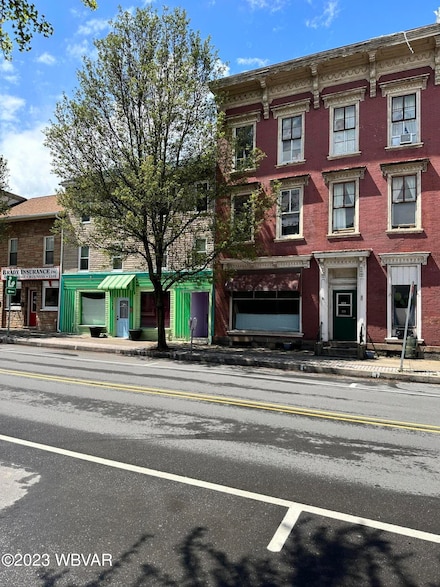 425 Mill St, Danville, PA 17821
