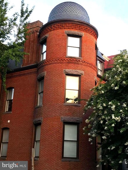 1819 19th St NW Unit 2, Washington, DC 20009