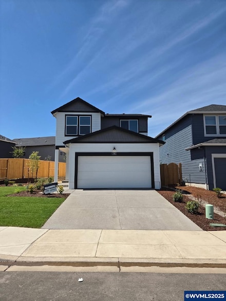 341 Greencrest St NE, Salem, OR 97301