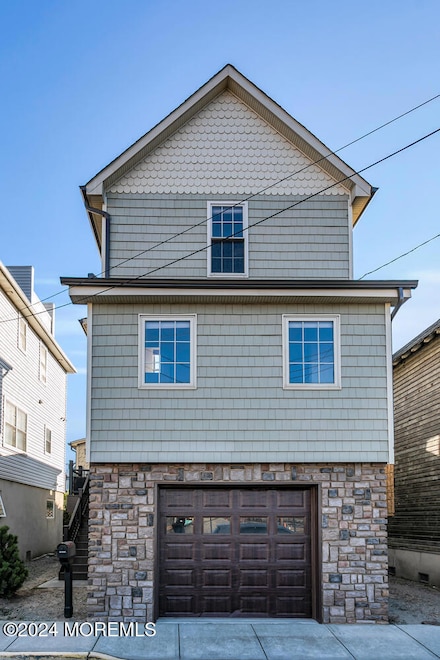 10 South St, Sea Bright, NJ 07760