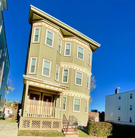 23 Greenock St, Dorchester Center, MA 02124