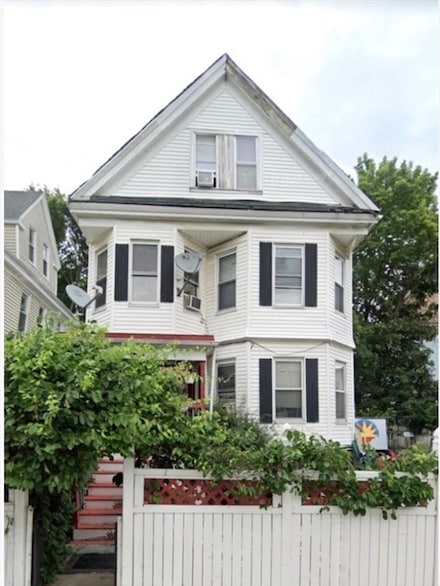 1 Dever St, Dorchester, MA 02122
