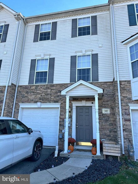 342 Bruaw Dr Unit 55, York, PA 17406
