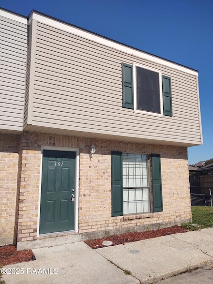 100 Winchester Dr Unit 301, Lafayette, LA 70506