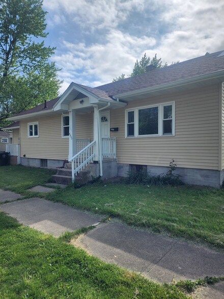 4302 Weisser Park Ave, Fort Wayne, IN 46806