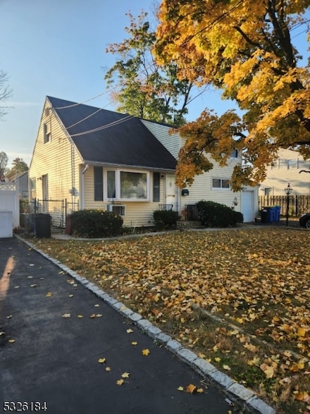 435 Warfield Rd, North Plainfield, NJ 07063