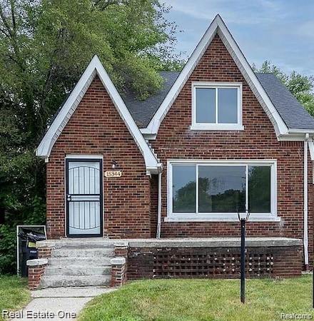 15344 Hartwell St, Detroit, MI 48227
