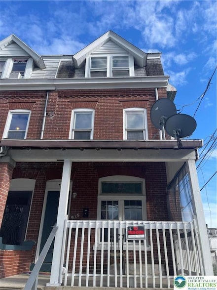 918 W Green St, Allentown, PA 18102