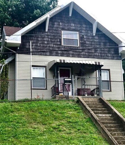 304 National Pike E, Brownsville, PA 15417