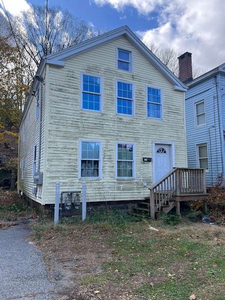 475 E Main St, Norwich, CT 06360