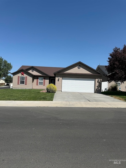 1527 Vista Dr, Twin Falls, ID 83301