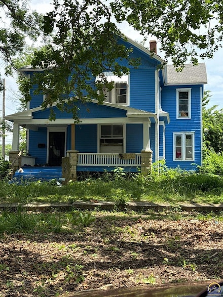 306 SW Tyler St, Topeka, KS 66603