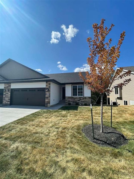 132 Buysse Ln, West Liberty, IA 52776