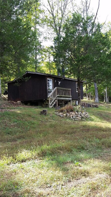 9072 Buckeye Rd, Dittmer, MO 63023