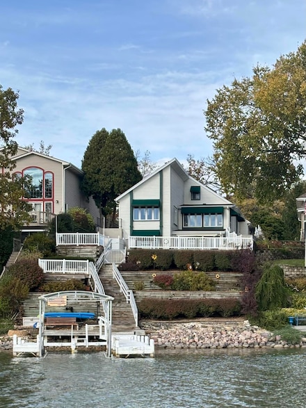 W949 Miramar Dr, East Troy, WI 53120