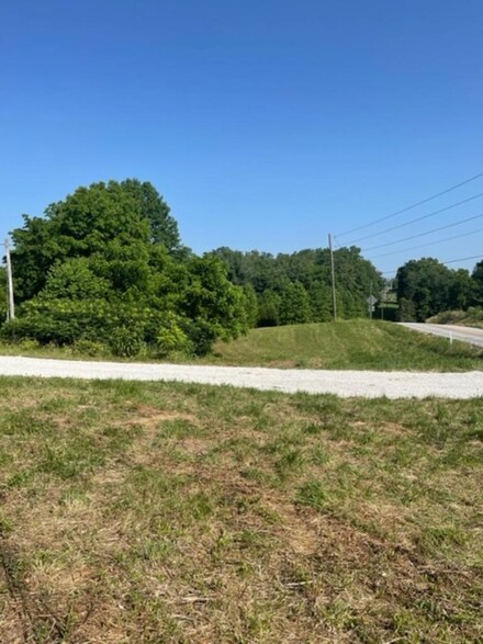 5671 E State Road 160, Salem, IN 47167