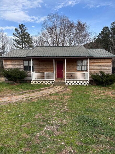 285 Dogwood Hills Dr, Chatsworth, GA 30705