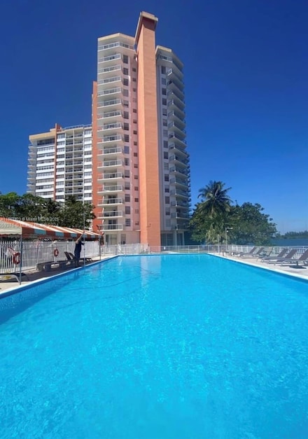 1301 NE Miami Gardens Dr Unit 402W, Miami, FL 33179