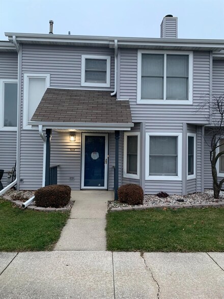 420 E 61st Ave, Merrillville, IN 46410