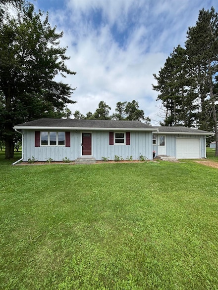208626 County Road Y, Hatley, WI 54440