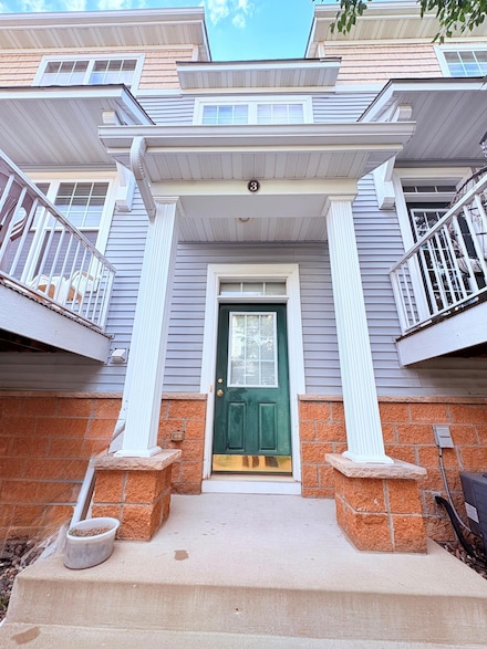 1679 Village Trail E Unit 3, Saint Paul, MN 55109