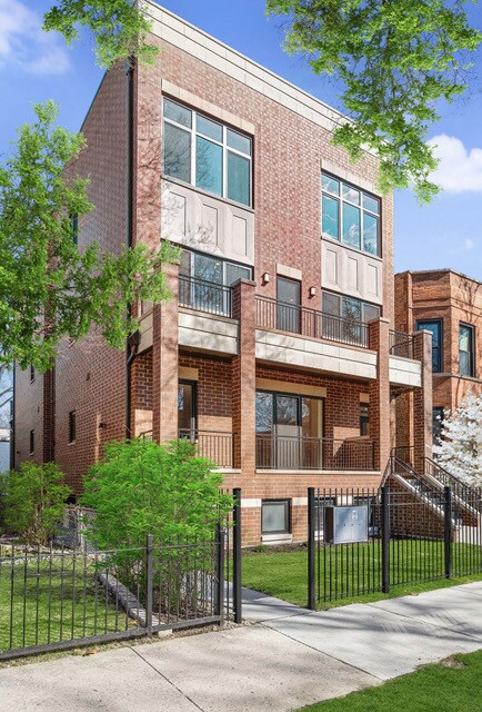 1444 W Winona St Unit 1N, Chicago, IL 60640