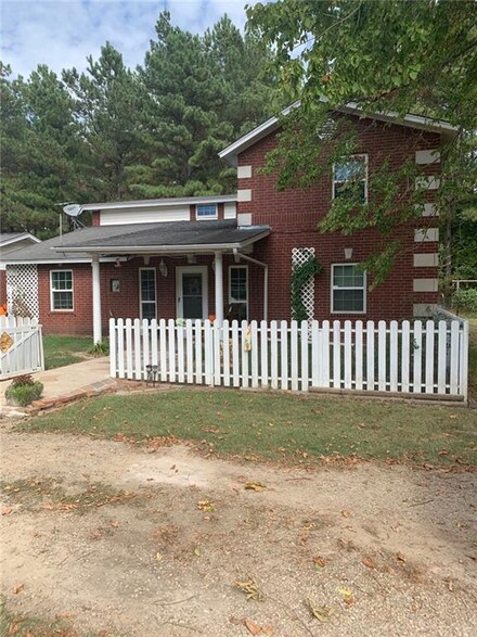 935 Coperhead Rd, Sawyer, OK 74756