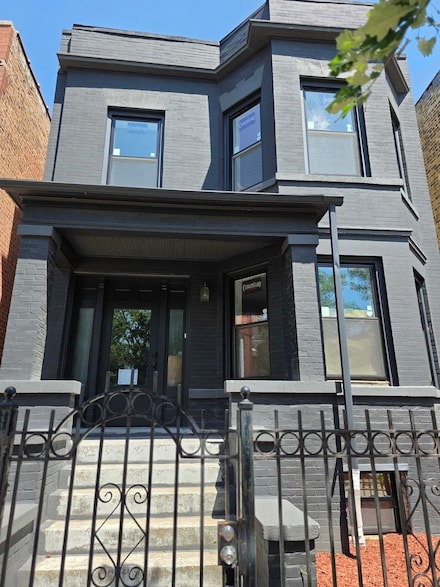 3625 N Ashland Ave, Chicago, IL 60613
