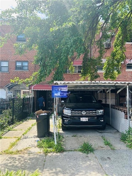 421 Olmstead Ave, Bronx, NY 10473