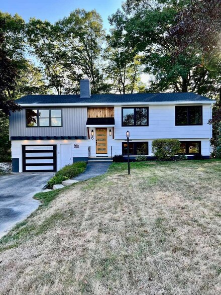 6 Ox Point Dr, Kittery, ME 03904