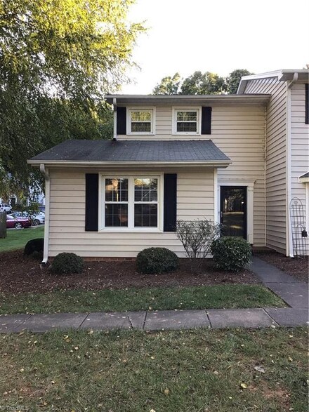 2201 Stonecutter Dr Unit 16, Winston Salem, NC 27103