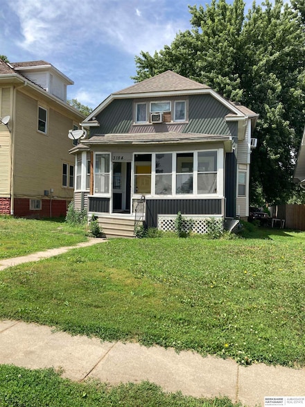 3184 Larimore Ave, Omaha, NE 68111