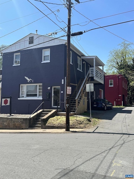 301 7th St SW Unit B, Charlottesville, VA 22903