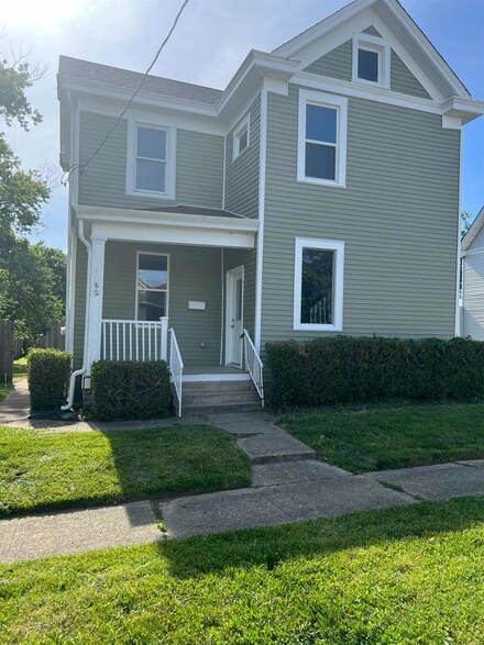 7509 Harrison Ave, Mount Healthy, OH 45231