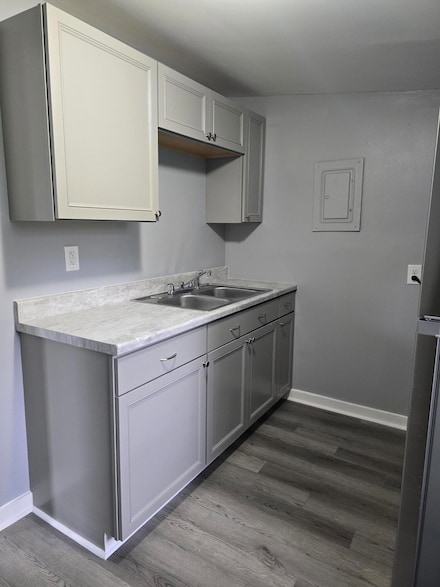 404 Sherman Ave, Springfield, OH 45503