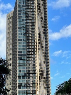 987 Queen St Unit 2716, Honolulu, HI 96814